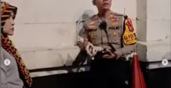 Seekor kucing mati usai diserang anjing Husky di Asia Afrika Bandung (Sumber: Instagram/@folkshitt)