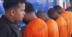 Anggota Opsnal Cimanggis berhasil menangkap empat pelaku Matel cukup meresahkan beraksi di wilayah hukum Polsek Cimanggis. (Sumber: Dok. Polsek Cimanggis)