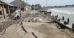 Kondisi kawasan TPI milik Pemprov Banten di Desa Teluk, Kecamatan Labuan, Pandeglang yang memprihatinkan, Minggu, 2 Februari 2025. (Sumber: Poskota/Samsul Fatoni)