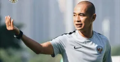 Kurniawan Dwi Yulianto selalu siap jika dibutuhkan Timnas Indonesia untuk staf kepelatihan. (Sumber: X/ Box2BoxBola)