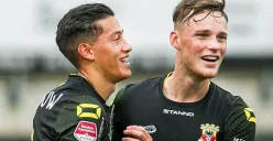 Jay Idzes dan Sam Beukema saat masih membela Go Ahead Eagles. (Sumber: Instagram/@jayidzes)