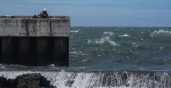 Ilustrasi tanggul. (Sumber: Poskota/Bilal Nugraha Ginanjar)