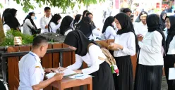 Lulusan SMA bisa daftar CPNS 2025! Cek formasi yang tersedia, syarat, dan tips agar lolos seleksi. Jangan lewatkan kesempatan ini! (Sumber: Pemkab Banyuwangi)