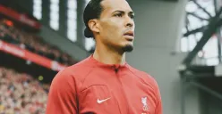 Masa depan virgil Van Dijk di Liverpool masih abu-abu karena belum adanya kejelasan dari pihak klub (Sumber: X/ DeadlineDayLive)