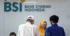 Dapatkan pinjaman hingga Rp500 Juta untuk usaha Anda dengan KUR BSI 2025. Tanpa bunga, bebas biaya administrasi, dan sesuai prinsip syariah. Segera ajukan di cabang BSI terdekat atau secara online. (Sumber: Pinterest)