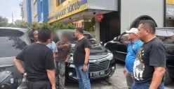 Polsek Tamansari menangkap tujuh jukir liar yang diduga meresahkan pengendara di Jalan Mangga Besar, Kecamatan Tamansari, Jakarta Barat. (Sumber: Dok. Polsek Tamansari)