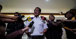 Direktur Tindak Pidana Umum Bareskrim Polri, Brigjen Djuhandhani Rahardjo Puro dalam konferensi pers di Bareskrim Polri, Jakarta Selatan, Selasa, 18 Februari 2025. (Sumber: Poskota/Bilal Nugraha Ginanjar)