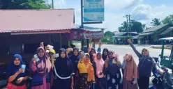 Pencairan saldo dana bansos PKH dan BPNT kini bisa dilakukan melalui Kantor Pos. Sebanyak 215 wilayah telah mencairkan bantuan. (Sumber: Instagram/@novieayuasfa)