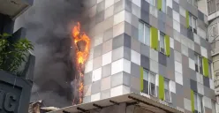 Gedung Harco Glodok, Tamansari, Jakarta Barat, terbakar, Selasa, 25 Februari 2025. (Sumber: Dok. Damkar Jakarta Barat)