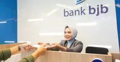 Calon nasabah, syarat, dan cara pengajuan KUR Bank bjb 2025. (Sumber: Dok/bankbjb.co.id)