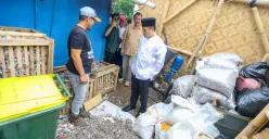 Wakil Wali Kota Bandung, Erwin meninjau pengolahan sampah secara mandiri di Kelurahan Sarijadi, Kota Bandung, Rabu, 26 Februari 2025. (Sumber: Dok. Diskominfo Kota Bandung)