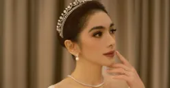 Angel Karamoy bikin heboh netizen setelah tampil menawan dalam gaun pengantin. Benarkah ia menikah lagi?  (Sumber: Instagram @realangelkaramoy)