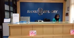 Jenis hingga syarat pengajuan pinjaman KUR Bank BPD DIY 2025. (Sumber: Dok/bpkad.jogjakota.co.id)