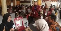 Ini 5 kriteria masyarakat yang akan menrima bansos PKH 2025. (FB/Info Bantuan Sosial)