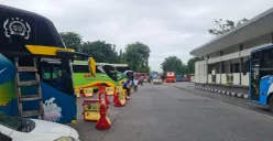 Suasana Terminal Bus Kalideres, Jakarta Barat. (Sumber: Poskota/Pandi Ramedhan)