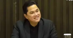 Potret Ketua Umum PSSI, Erick Thohir dalam konferensi pers pemecatan Shin Tae Yong. (Sumber: YouTube/PSSI)