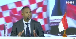 Patrick Kluivert akan dibayar sebesar Rp18 miliar pertahun dan total Rp36 miliar selama dua tahun menjabat. (Sumber: Youtube/PSSI TV)