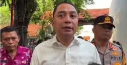 Wali Kota Surabaya Eri Cahyadi surati Kemenkomdigi untuk cabut aplikasi Koin Jagat karena sudah meresahkan dan merusak fasilitas umum. (Sumber: Instagram Eri Cahyadi)