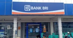 Kantor Cabang Bank BRI melayani pengajuan KUR BRI 2025 dengan bunga rendah untuk mendukung pelaku UMKM. (Sumber: Pinterest)