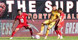 Semen Padang saat hadapi Malut United di putaran pertama Liga 1 musim 2024-25, kedua tim melakukan perombakan skuad secara besar-besaran di paruh musim. (Sumber: Instagram @malutunitedfc)