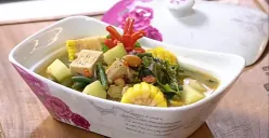 Resep sayur asem ala Rudy Choirudin (Sumber: Tangkap Layar YouTube/Galeri Rasa Channel)