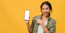 Tiba-tiba Dibayar Rp200 Ribu Setiap Hari Modal Smartphone! Ini 5 Aplikasi Penghasil Uang 2025 (Sumber: Freepik.com/tirachardz)