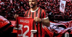 Kyle Walker mengenakan nomor punggung 32 saat berseragam AC Milan. (Sumber: Dok. AC Milan)