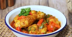 Resep pesmol ayam ala Rudy Choirudin (Sumber: Tangkap Layar YouTube/Simple Rudy)