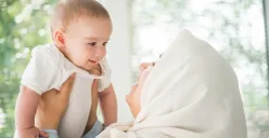 Beberapa inspirasi nama bayi laki-laki Islami yang lahir di bulan Ramadhan (Sumber: Freepik)