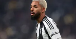 Ruben Amorim siap tambah amunisi baru Man United dengan mengincar pemain Juventus satu ini. (Sumber: X/VibesFoot)