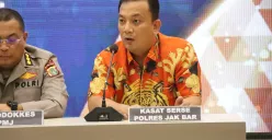 Kasat Reskrim Polres Metro Jakarta Barat, AKBP Arfan Zulkan Sipayung, saat memberikan keterangan mengenai kebakaran di Glodok Plaza. (Dok Humas Polres Metro Jakarta Barat).