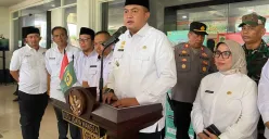 Bupati Bogor, Rudy Susmanto, didampingi jajaran Pemkab, TNI, dan Polri saat meresmikan tiga fasilitas baru di RS RH Satibi (eks RSUD Cileungsi) di Kecamatan Cileungsi, Kabupaten Bogor, Selasa, 2 Juli 2025. (Sumber: Poskota/Sekar Putri Andini)