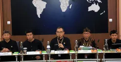 Sekda Kabupaten Bogor, Ajat Rochmat Jatnika (tengah). (Sumber: Humas Pemkab Bogor)
