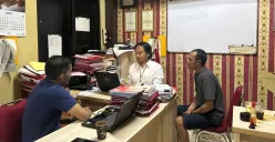 Tersangka Haryanto saat diperiksa penyidik Unit PPA Satreskrim Polres Serang. (Sumber: Unit PPA Polres Serang)