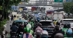 Kemacetan arus lintas di Jalan Gatot Subroto, Jakarta. (Sumber: Poskota/Bilal Nugraha Ginanjar)