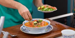 Fakta unik soto tangkar Betawi, dari makanan pekerja pribumi hingga kuliner ikonik Jakarta, ini sejarahnya. (Sumber: YouTube/Galeri Rasa Channel)