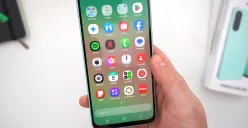 Rekomendasi HP Samsung dengan RAM 8 GB terbaik di tahun 2025. (Sumber: YouTube/TechDaily)