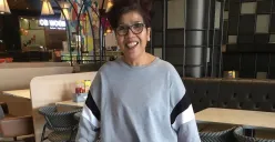 Pemyanyi senior yang salah lirik Indonesia Raya di ajang Piala Presiden 2025, Rita Butar‑Butar. (Sumber: Instagram/@ritabutarbutar16)