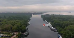 Sejarah Banjir Kanal Barat (BKB) Jakarta sejak 1919 era kolonial Belanda, fungsinya mengendalikan banjir, dan pemeliharaannya di era modern. (Sumber: YouTube/AFA Channel)