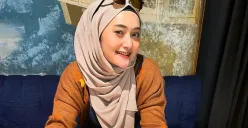 Selebgram Bandung, Winda Herlina yang viral karena kritik parkir ilegal hingga disorot Gubernur Jawa Barat, Dedi Mulyadi. (Sumber: Instagram/@windaherlinaaa)