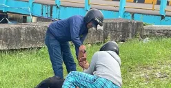 Satpol PP melakukan penjangkauan terhadap PPKS di wilayah Jakarta Barat, Rabu 9 Juli 2025. (Sumber: Poskota/Pandi Ramedhan)
