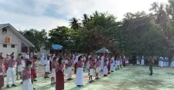 Ilustrasi suasana masa pengenalan lingkungan sekolah (Sumber: Pinterest)