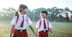 Fleksibilitas jadwal pelajaran memberi ruang bagi anak untuk mengeksplorasi tema kebinekaan dan keberlanjutan secara kreatif. (Sumber: Pinterest)