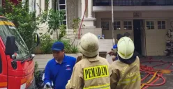 Kebakaran rumah kontrakan di kawasan Cilincing, Jakarta Utara, Rabu, 16 Juli 2025. (Sumber: Dok. Damkar Jakarta Barat)