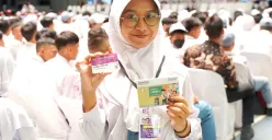 Ilustrasi siswa penerima dana bansos PIP 2025. (Sumber: Puslapdik Kemendikdasmen)