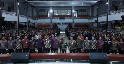 Kepala BNN RI Komjen Marthinus Hukom sosialisasi bahaya narkoba dihadapan sekira 1.000 mahasiswa di Bali. (Sumber: Dok. BNN RI)