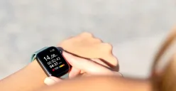 Ilustrasi smartwatch mirip Apple Watch dengan harga terjangkau. (Sumber: Freepik)