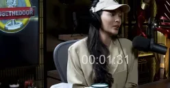 Erika Carlina saat hadir di podcast Close The Door bersama Deddy Corbuzier. (Sumber: Youtube/Podcast Close The Door)