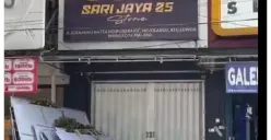 Toko minuman keras (miras) Sari Jaya 25 malang yang kini tutup dipromosikan Amrizal Nuril Abdi alias King Abdi. (Sumber: X/@Malangraya_info)