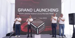 CEO Telin Budi Satria Dharma Purba, Direktur Wholesale & International Service Telkom Honesti Basyir saat Grand Launching Cable Landing Station (CLS) Manado- Minahasa (Sumber: Dok. Telkom)